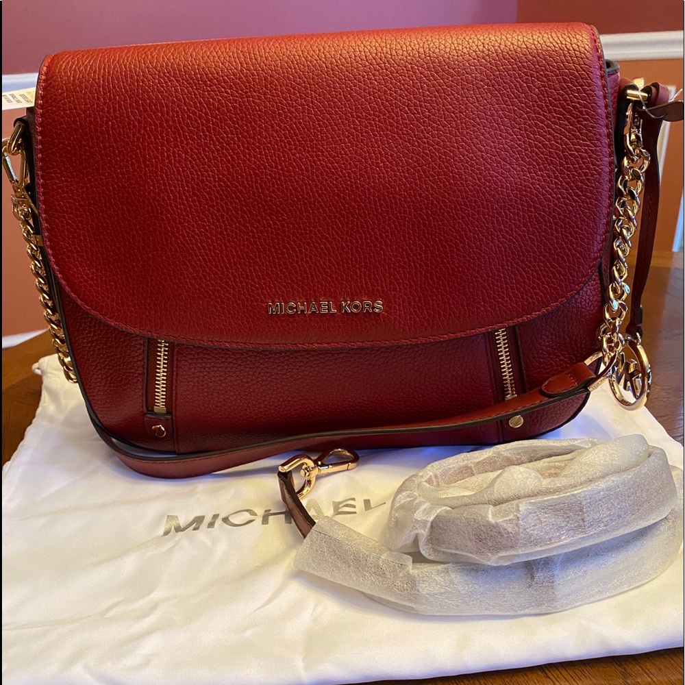 “SOLD”MICHAEL KORS BEDFORD LEGACY CROSSBODY